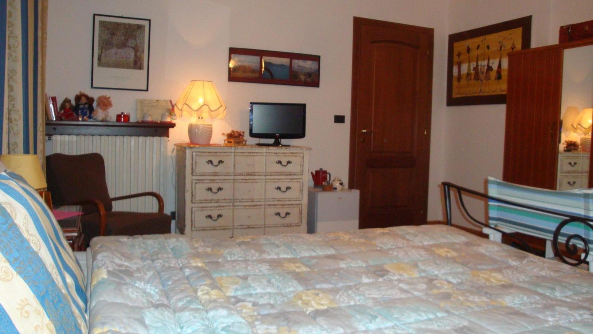 Il Melograno Acomodação com café da manhã Borgo San Dalmazzo Quarto foto